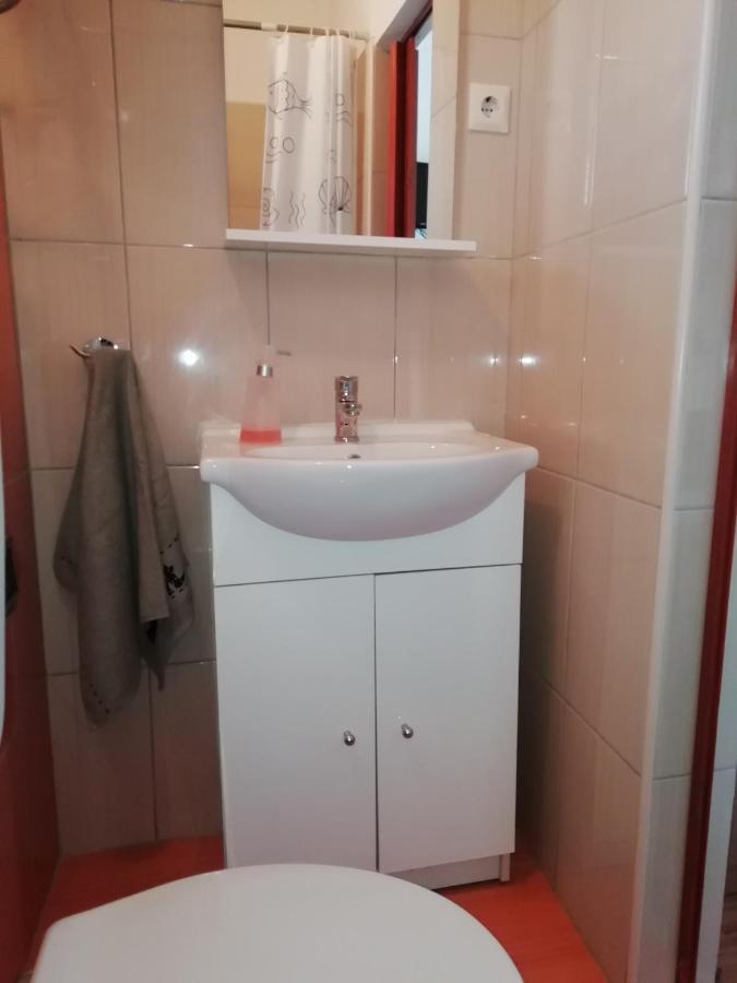 Apartman Ines Бибине Екстериор снимка