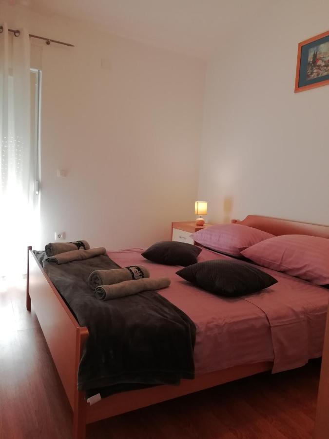 Apartman Ines Бибине Екстериор снимка