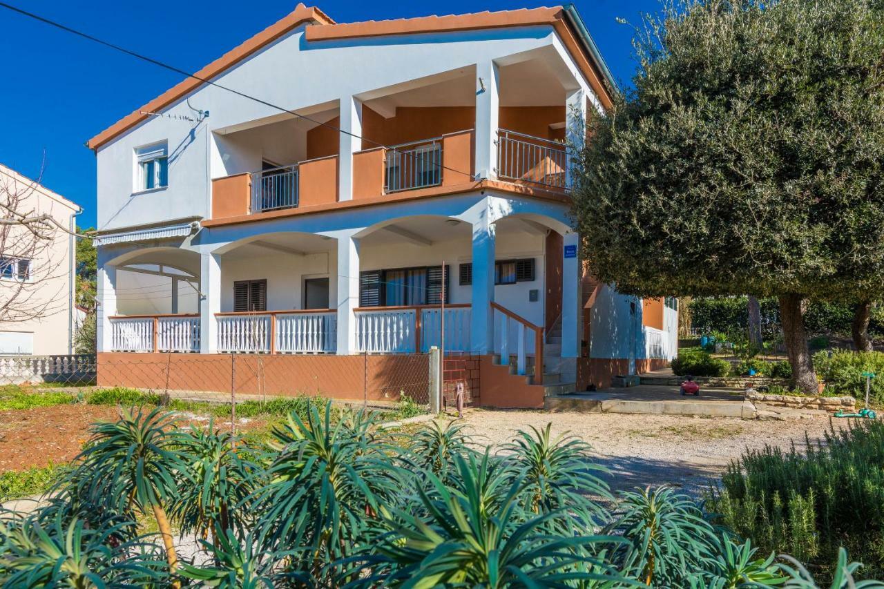 Apartman Ines Бибине Екстериор снимка